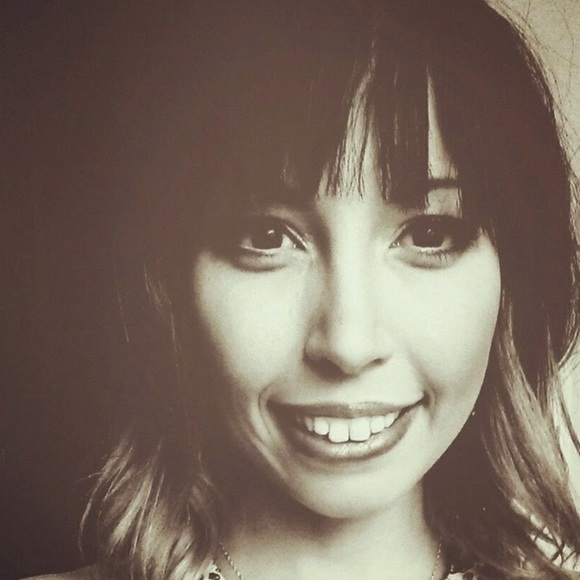 Meet your Posher, Kimberly - Picture 1 of 1